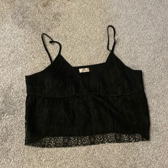 Aritzia tank - Picture 1 of 3